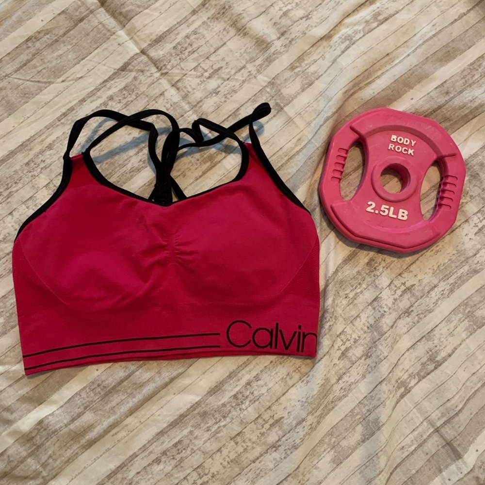 💪🏻 Calvin Klein Rose Pink Medium Sports Bra